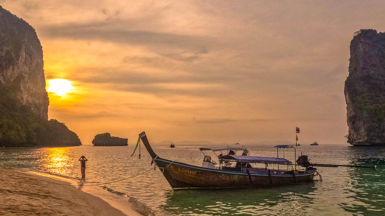 Tour des 4 îles en bateau, snorkeling et coucher du soleil à Railay Krabi